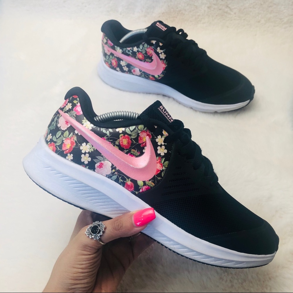 Nike Star Runner 2 Sneakers